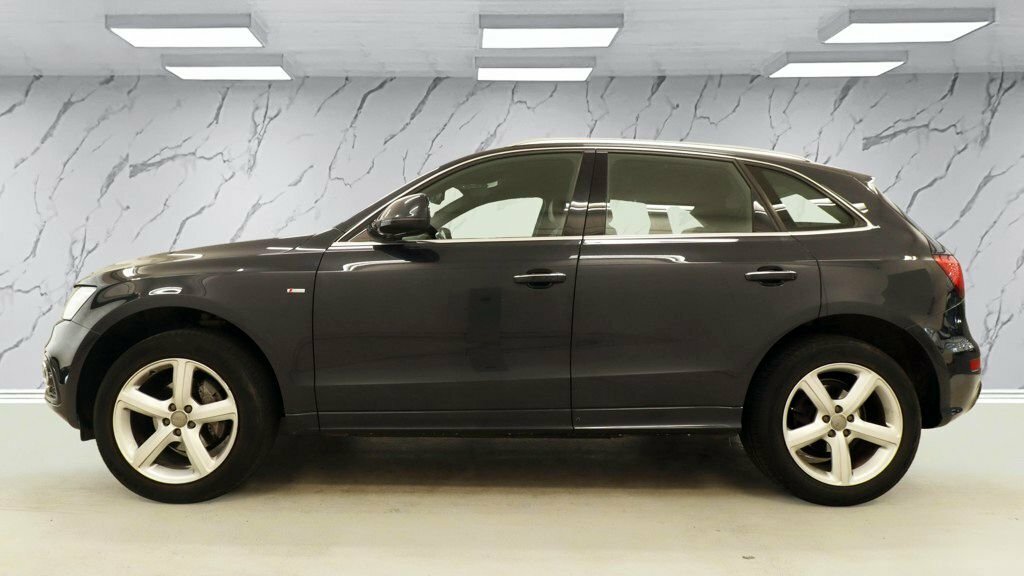 Audi Q5 2L S Line Blue #5