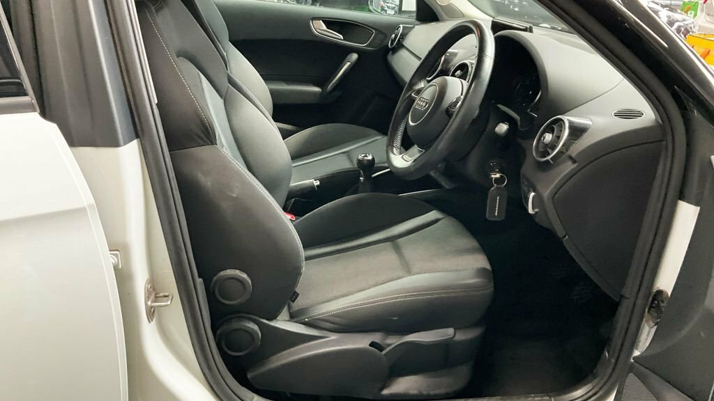 Audi A1 1.0 Tfsi 30 Sport Sportback Euro White #9