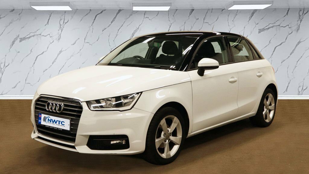 Audi A1 1L Sport White #2