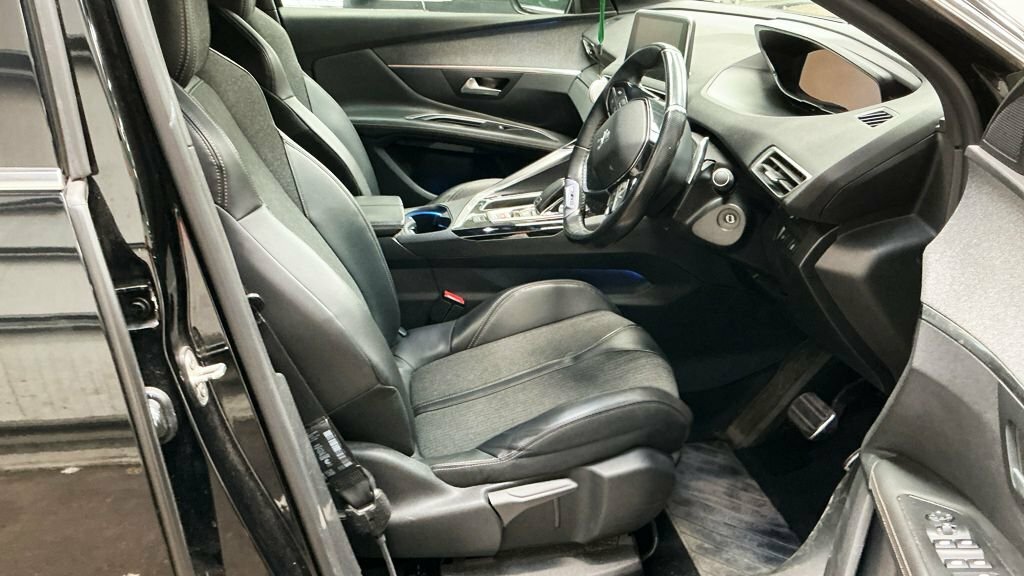 Peugeot 3008 3008 Allure Bluehdi Ss Black #8