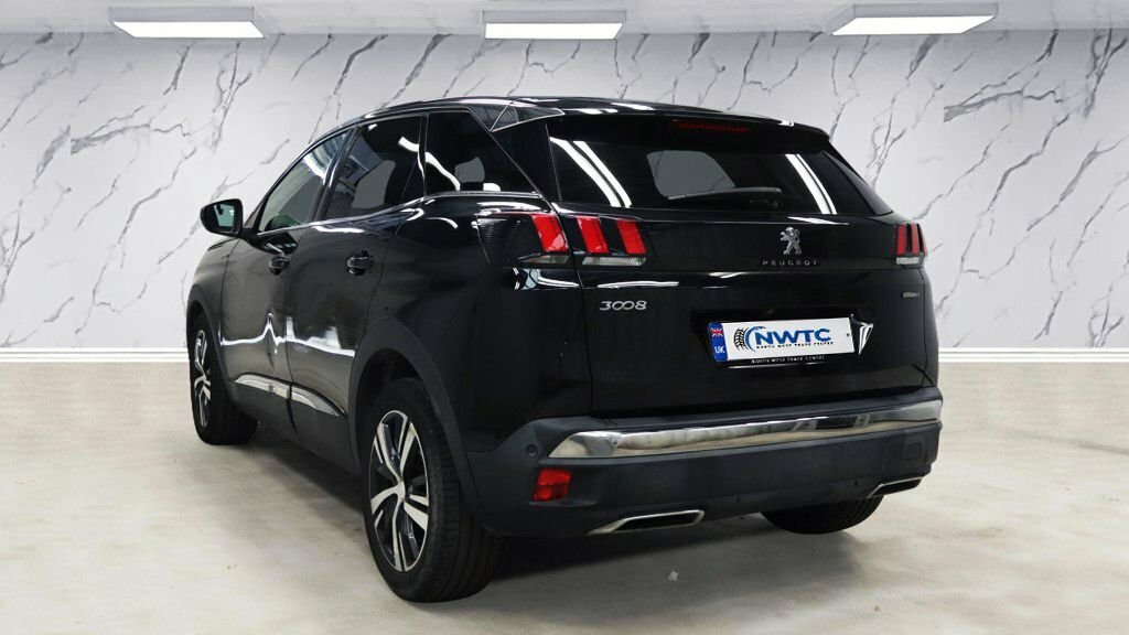 Peugeot 3008 1.6L Gt Line Black #2