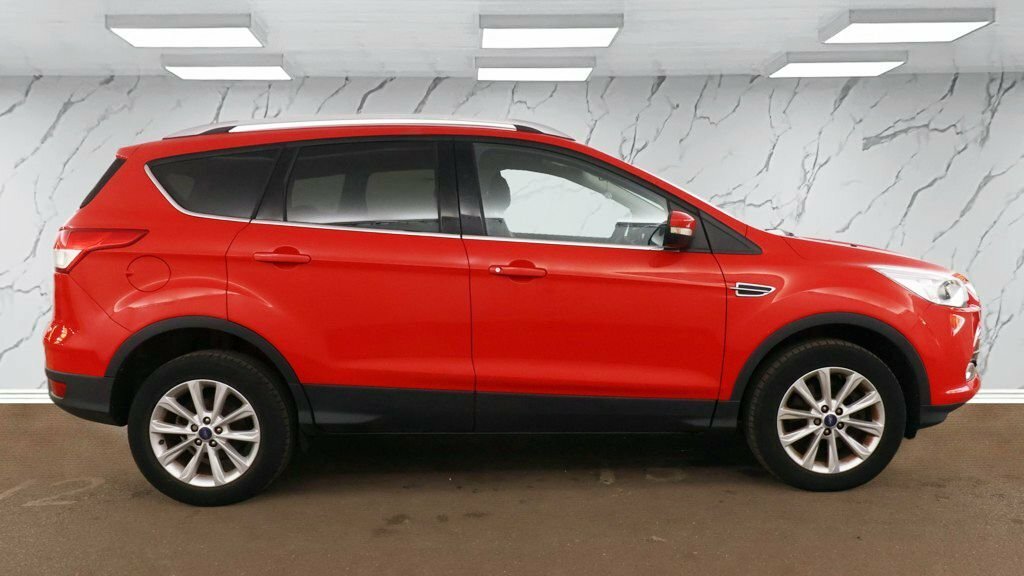 Ford Kuga 2L Titanium Red #5