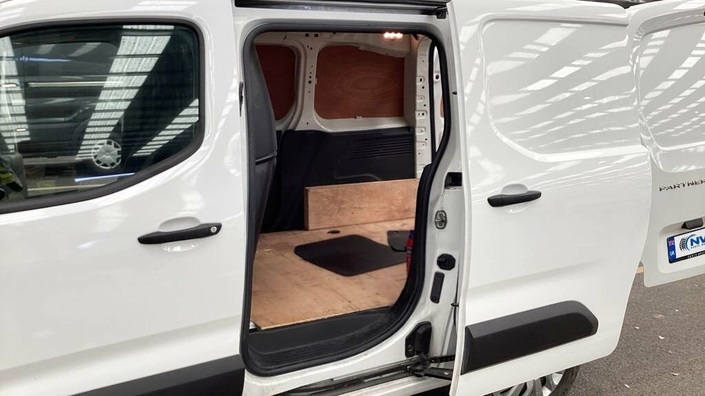 Peugeot Partner Bluehdi 950 Professional Premium Lwb Ac Euro 6 U White #9