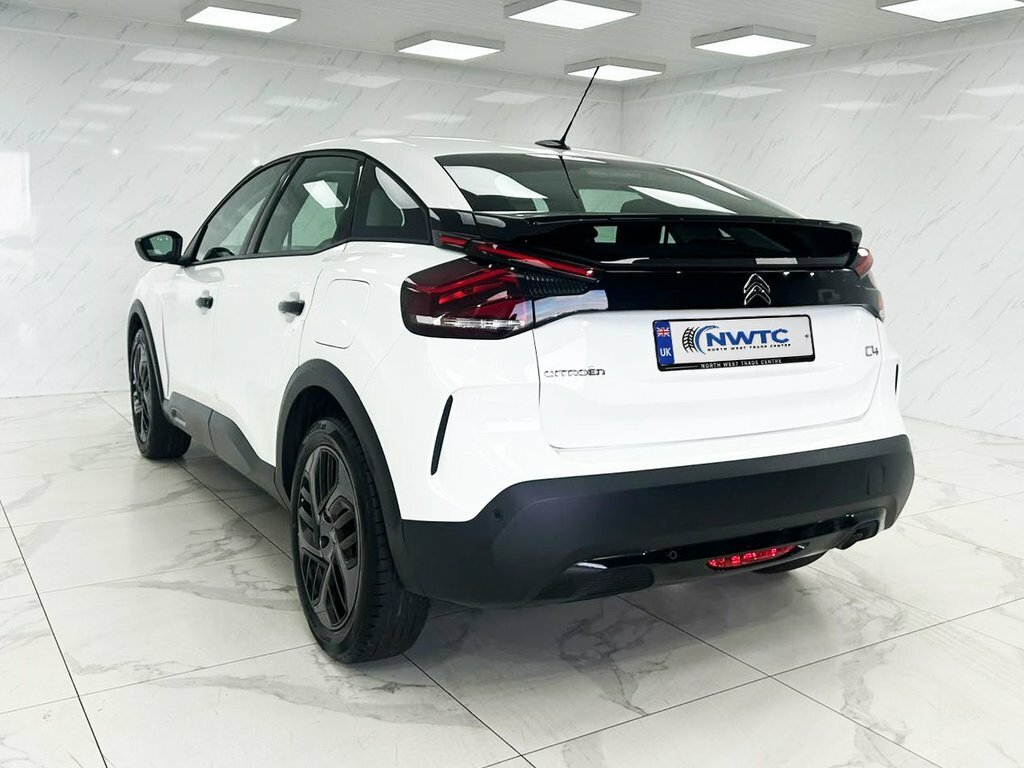 Citroen C4 1.2L Sense White #3