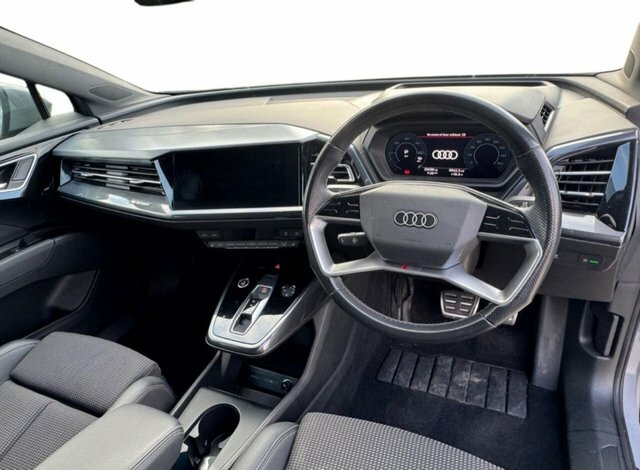 Audi Q4 E Tron 35 S Line Suv 55Kwh 170 Ps Grey #5