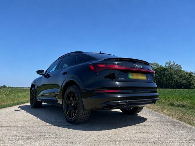 Audi E-tron 55 S Line Sportback Quattro 95Kw Black #2