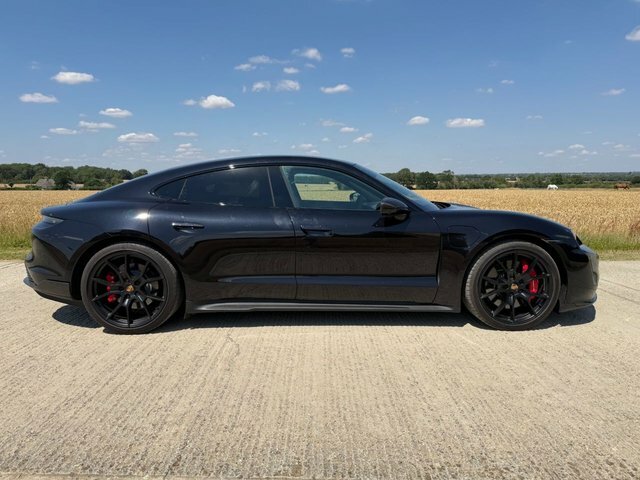 Porsche Taycan Performance Plus 93.4Kwh Gts Saloon A Black #5