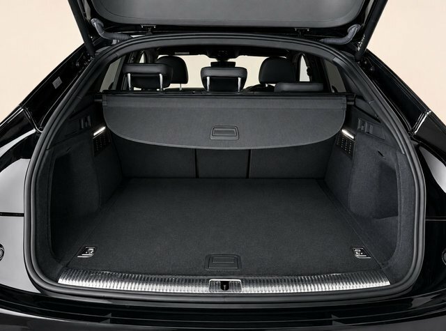 Audi Q5 2.0 Tfsi 45 Edition 1 Sportback S Troni Black #2