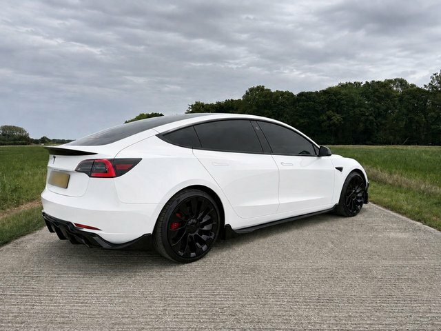 Tesla Model 3 Dual Motor Long Range Saloon 4 White #5