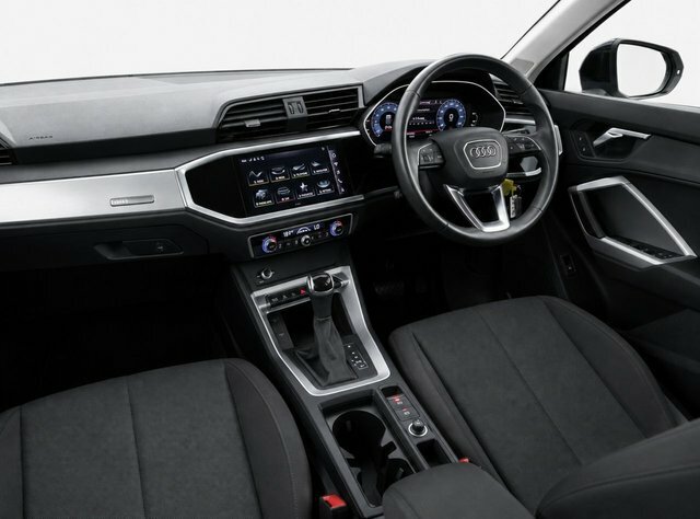 Audi Q3 1.4 Tfsie 45 S Line Suv Plug-in Hybrid Black #2