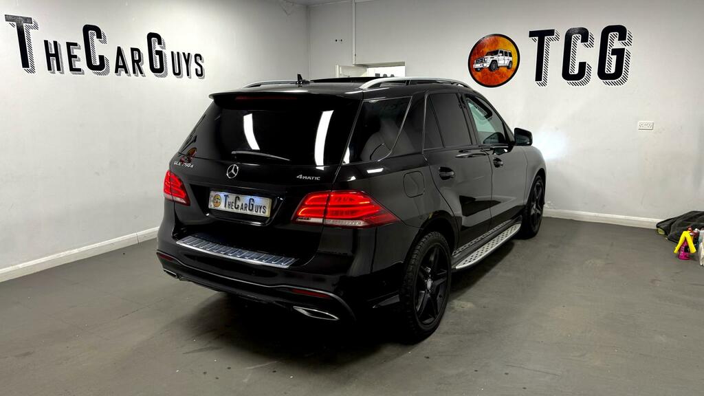 Mercedes-Benz GLE Class Gle 350D 4Matic Amg Line Premium 9G-tronic White #42