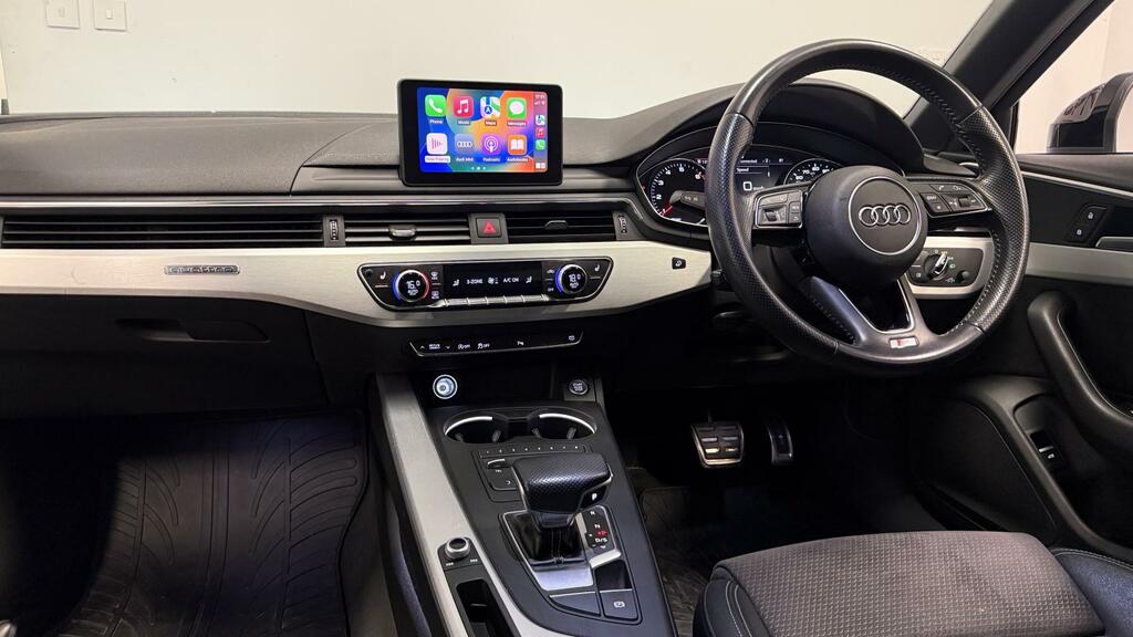 Audi A4 Avant S Line Black #2
