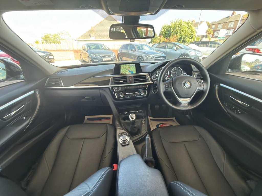 BMW 3 Series 2L Luxury White #3