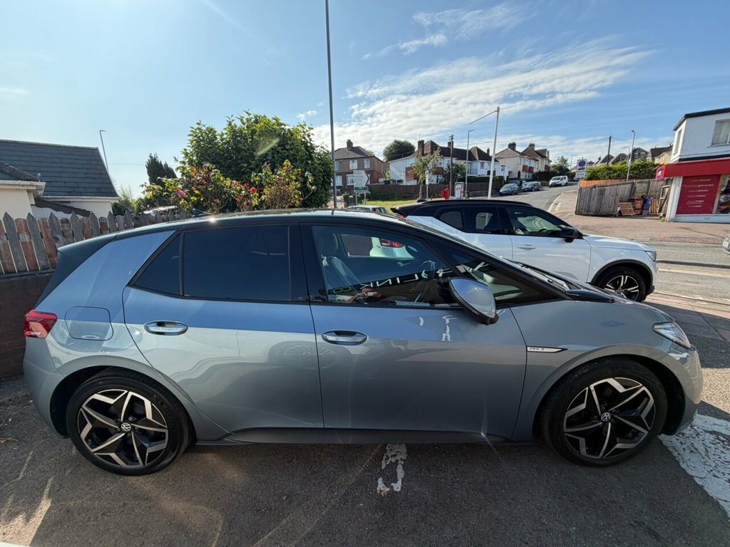 Volkswagen ID.3 Hatchback Blue #2