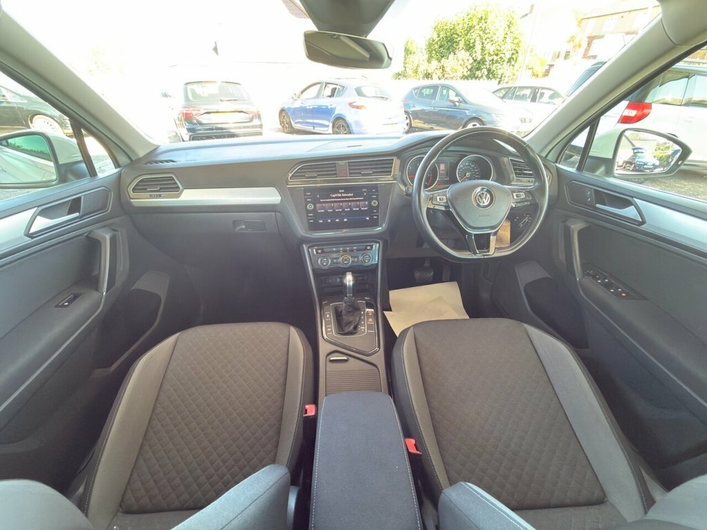 Volkswagen Tiguan 2L Se PK68UGE White #3