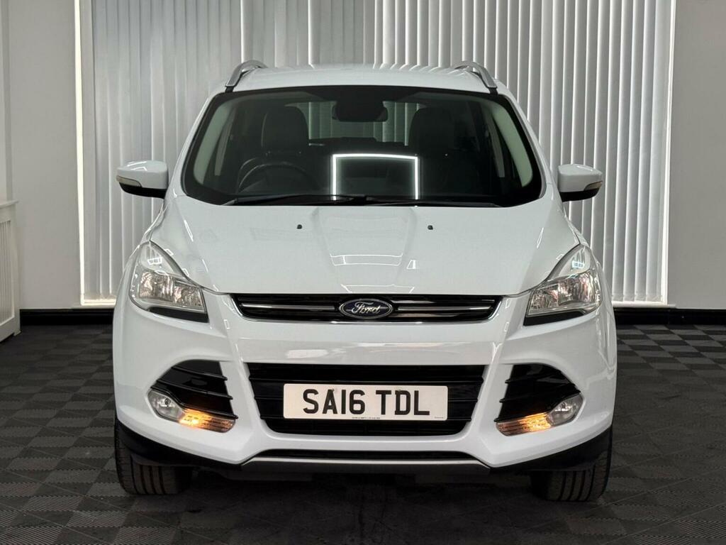 Ford Kuga 2.0 Tdci Titanium Powershift Awd Euro 6 Ss White #4
