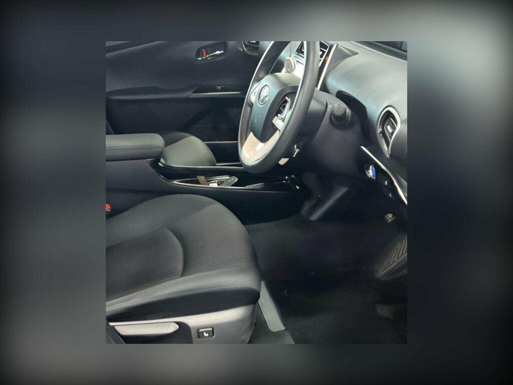 Toyota Prius 1.8 Vvt-h Active Cvt Euro 6 Ss Grey #3