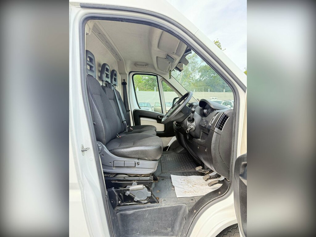 Peugeot Boxer 2.0 Bluehdi H2 Professional Van 130Ps Silver #16