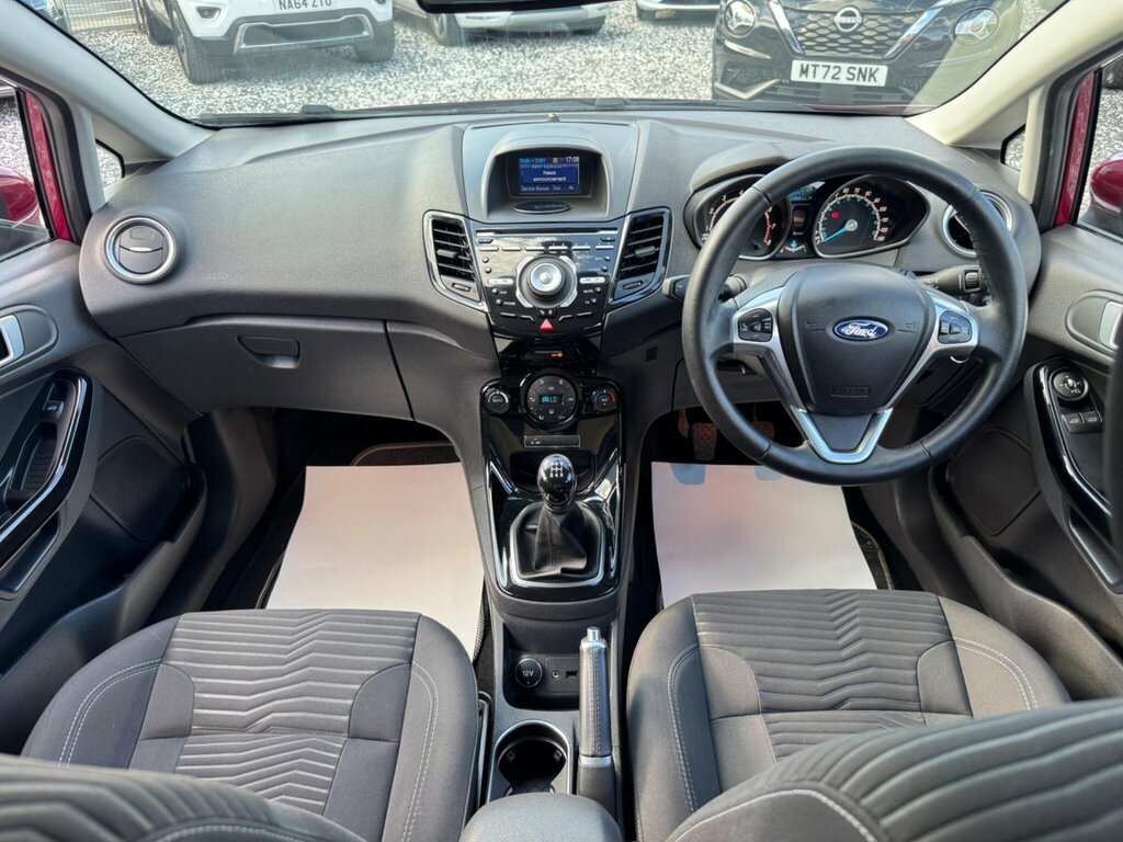 Ford Fiesta 2014 1.25 Studio Hatchback Euro White #11