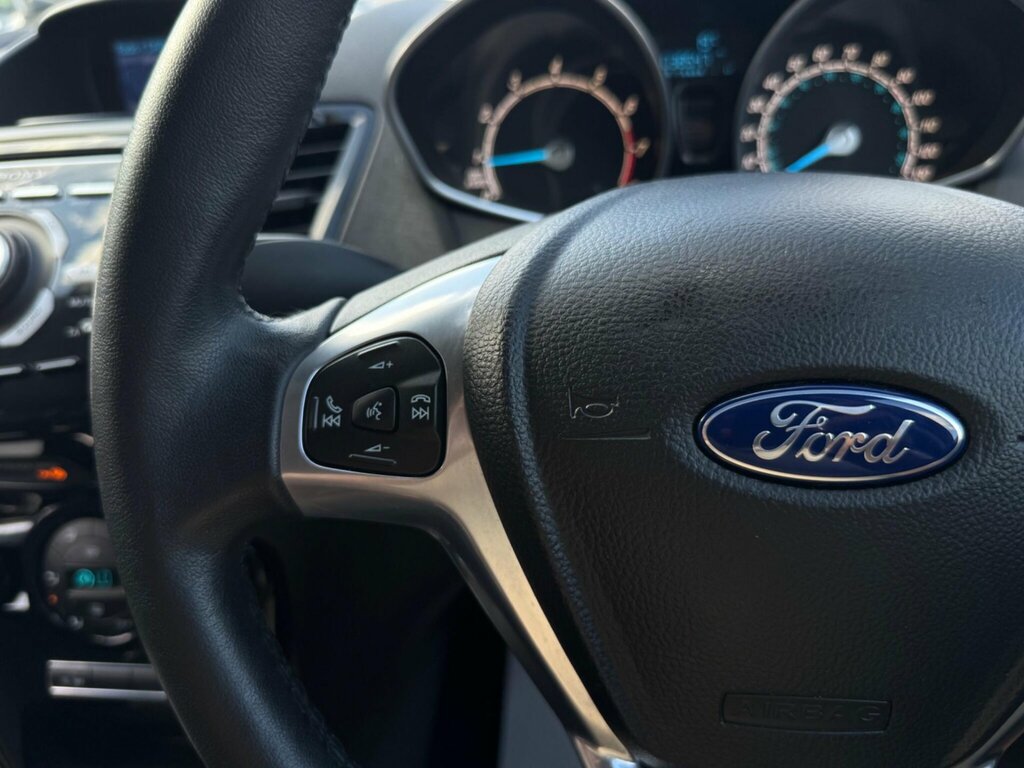Ford Fiesta 2014 1.25 Studio Hatchback Euro White #22