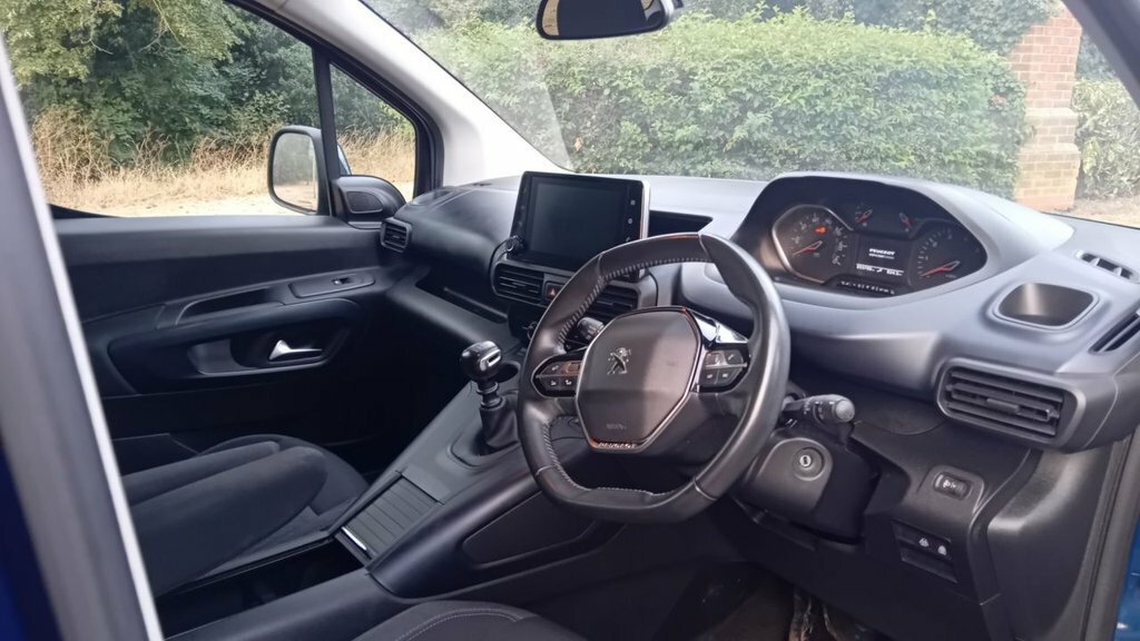 Peugeot Rifter Allure Grey #25