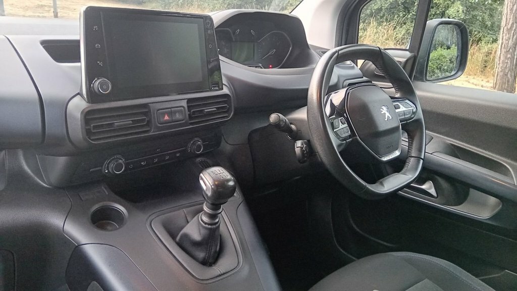 Peugeot Rifter Allure Grey #22