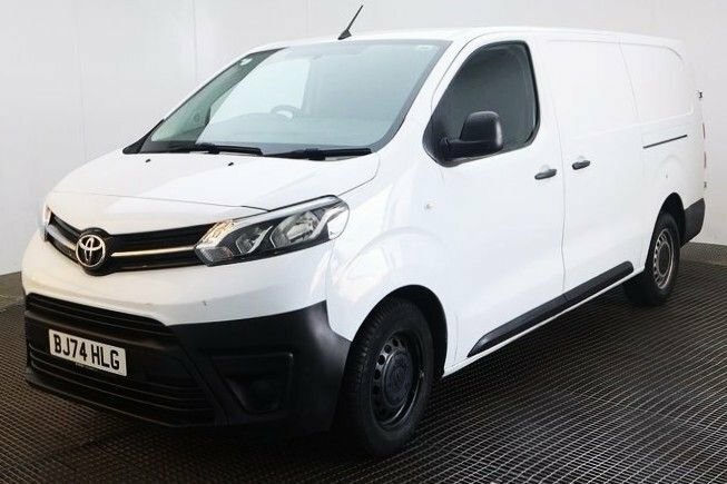 Toyota PROACE 2L Active 6Dr White
