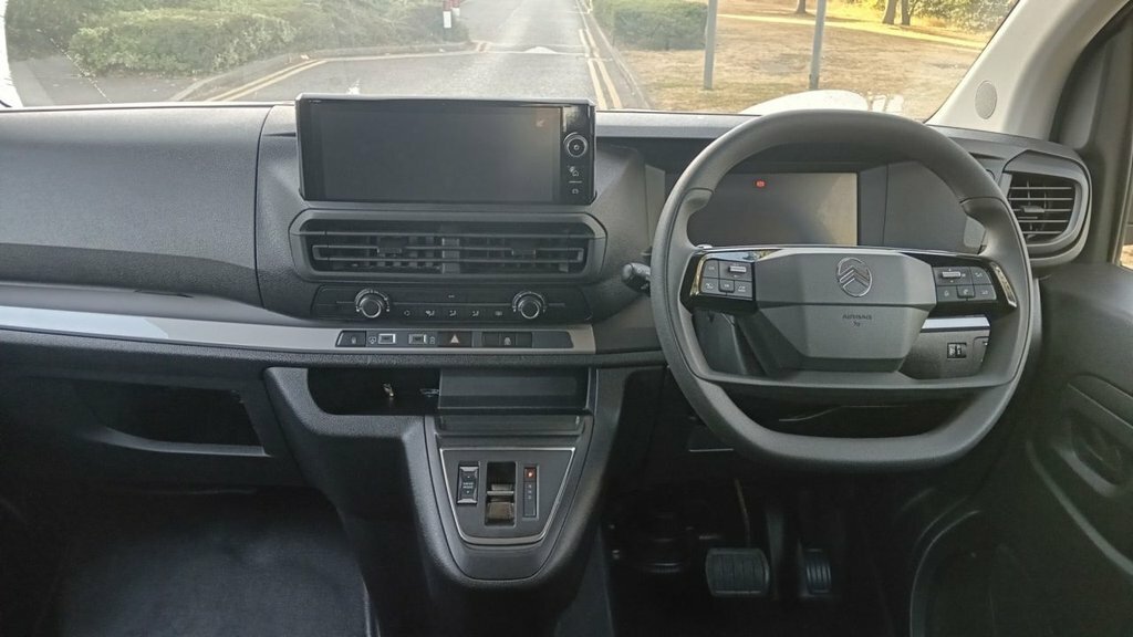 Citroen e-SpaceTourer Mpv Black #2
