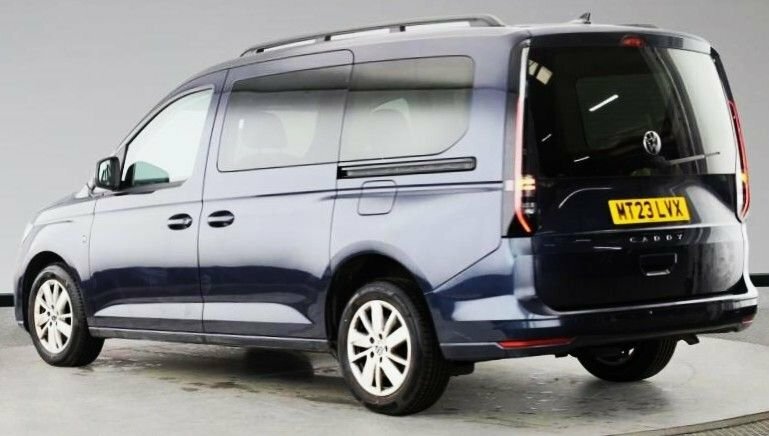 Volkswagen Caddy Maxi Life 2L Life Blue