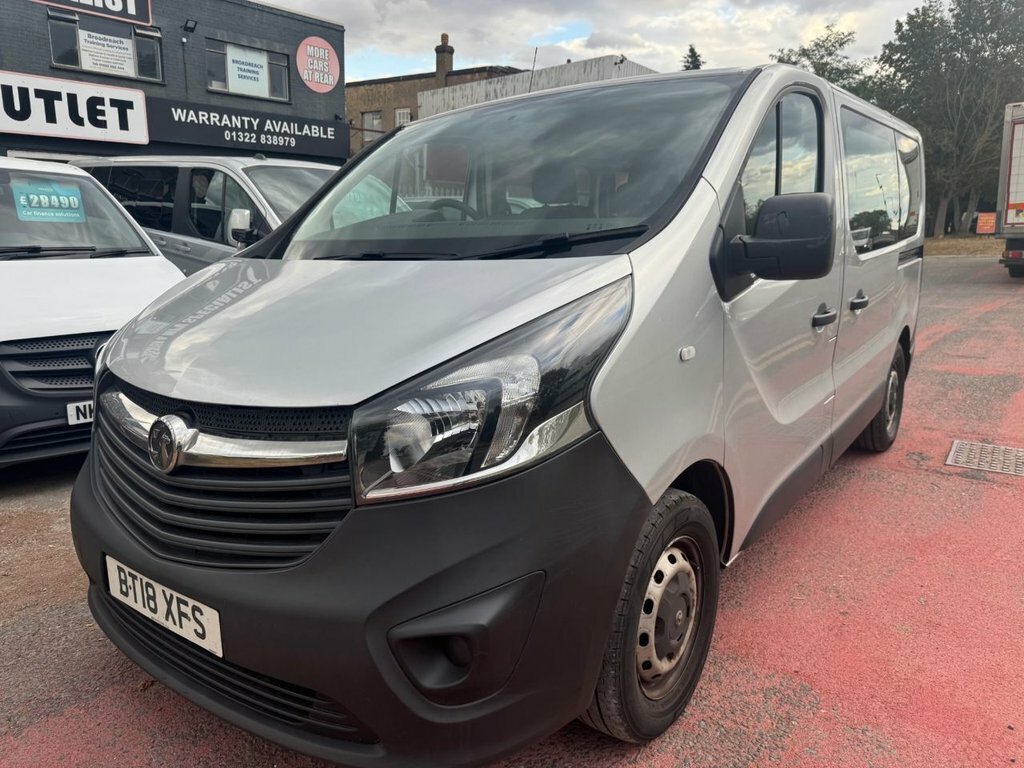 Vauxhall Vivaro Minibus Silver