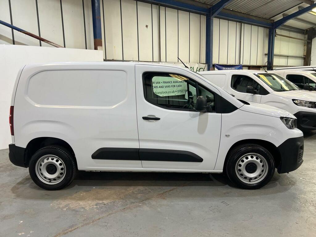 Peugeot Partner 1.5 Bluehdi 1000 Professional Premium Standard P White #6