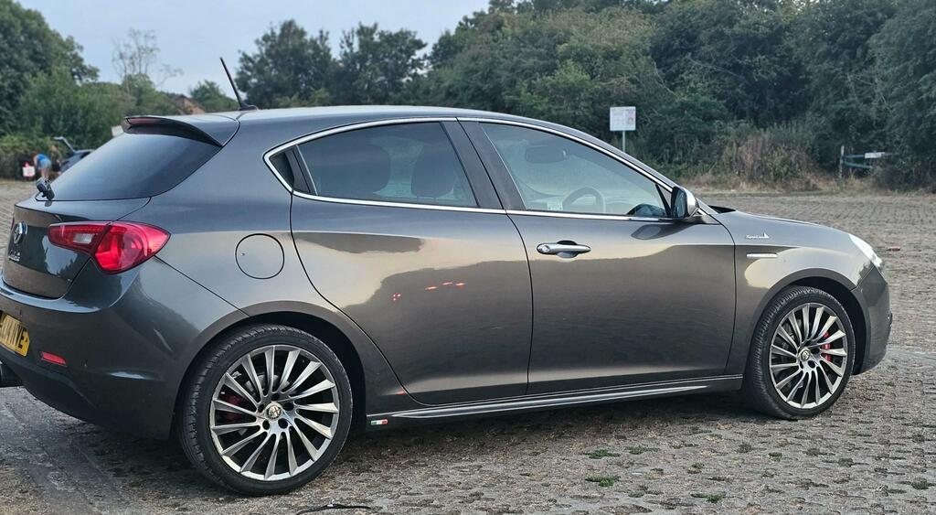 Alfa Romeo Giulietta 1.4 Tb Multiair Exclusive Blue #9