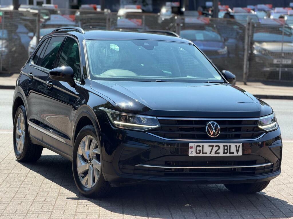 Volkswagen Tiguan Suv 1.5 Tsi Life Dsg Euro 6 Ss 202272 GL72BLV Black