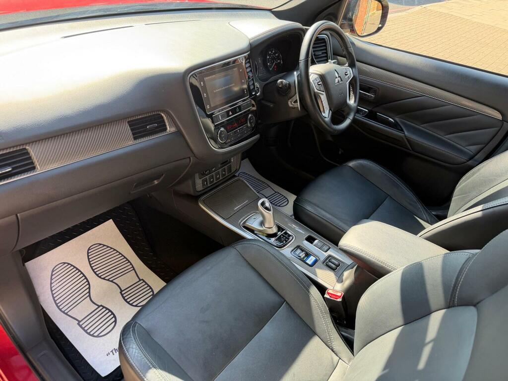 Mitsubishi Outlander 2.4H Twinmotor 13.8Kwh Grey #13