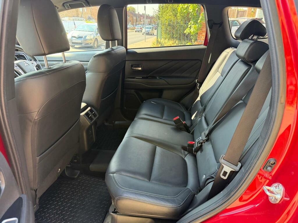 Mitsubishi Outlander 2.4H Twinmotor 13.8Kwh Grey #15