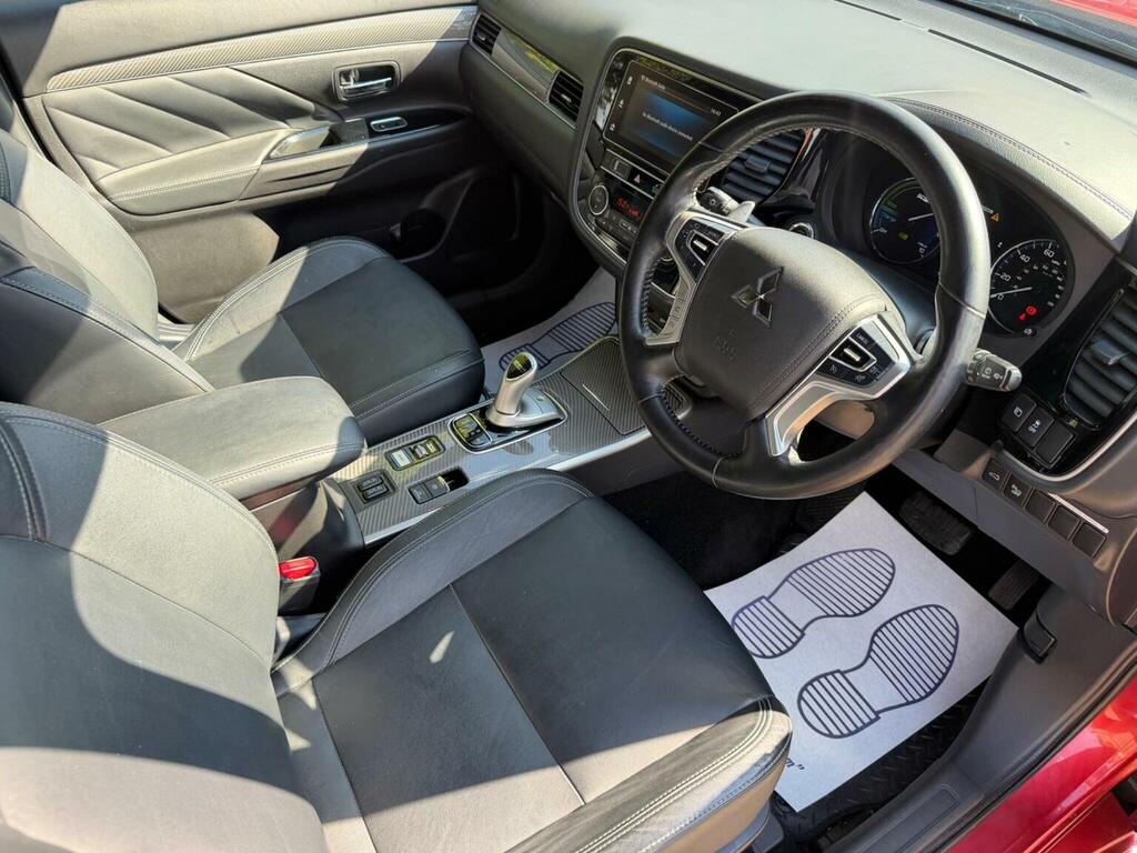 Mitsubishi Outlander 2.4H Twinmotor 13.8Kwh Grey #8