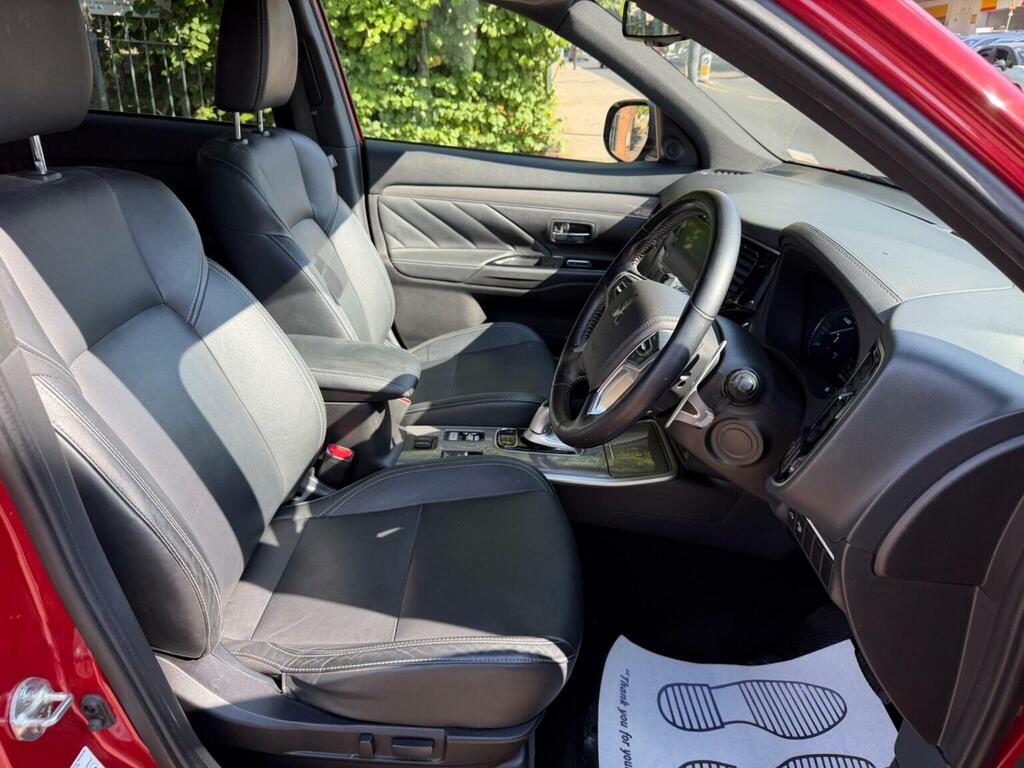 Mitsubishi Outlander 2.4H Twinmotor 13.8Kwh Grey #7