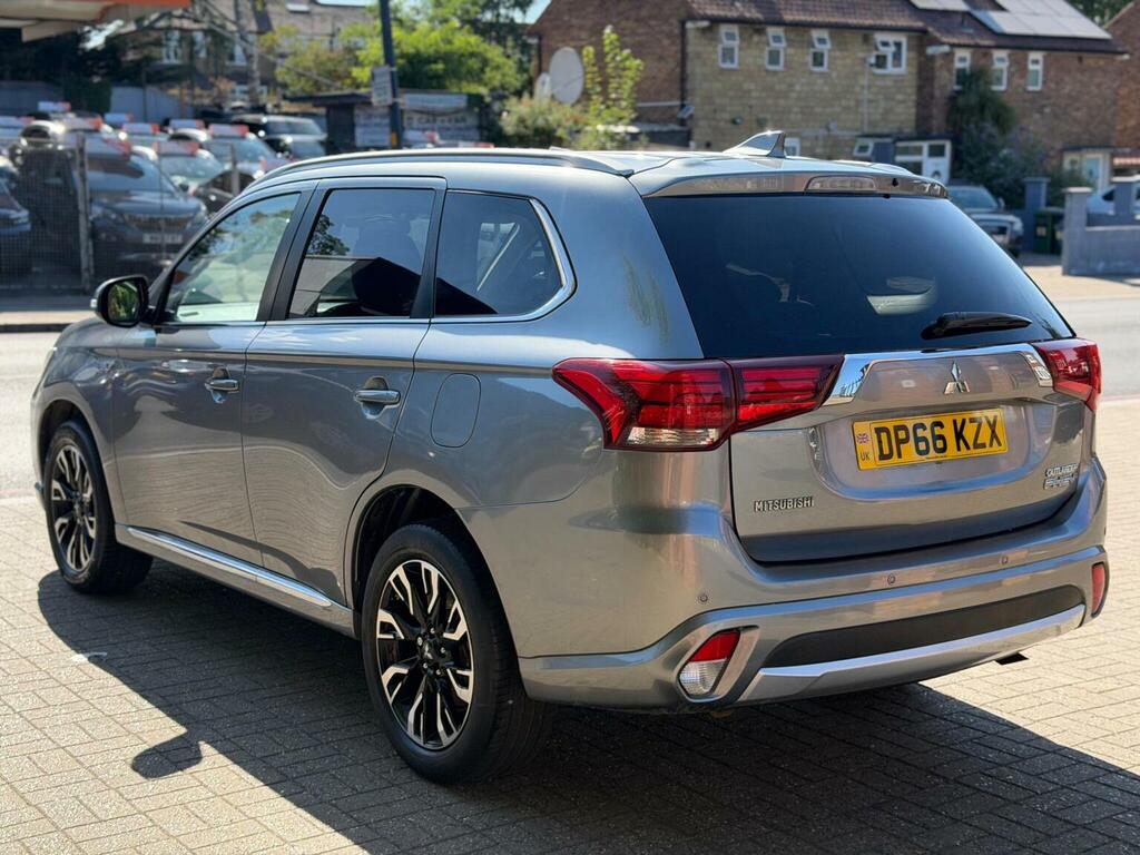 Mitsubishi Outlander 2.0H 12Kwh Gx3h Cvt 4Wd Euro 6 Ss Grey #2