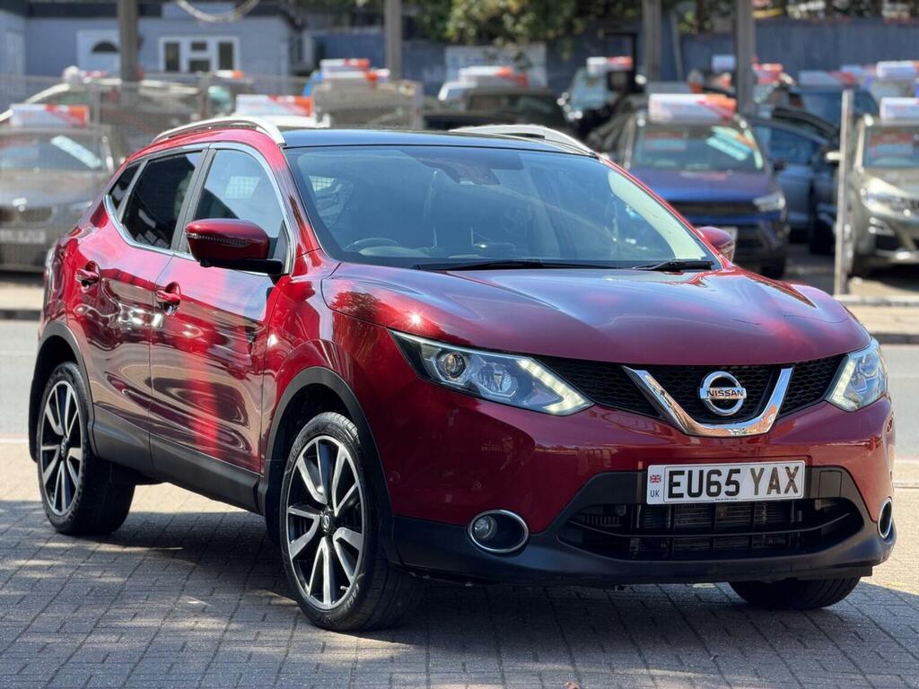 Nissan Qashqai 1.2 Dig-t Tekna Xtron 2Wd Euro 6 Ss Red