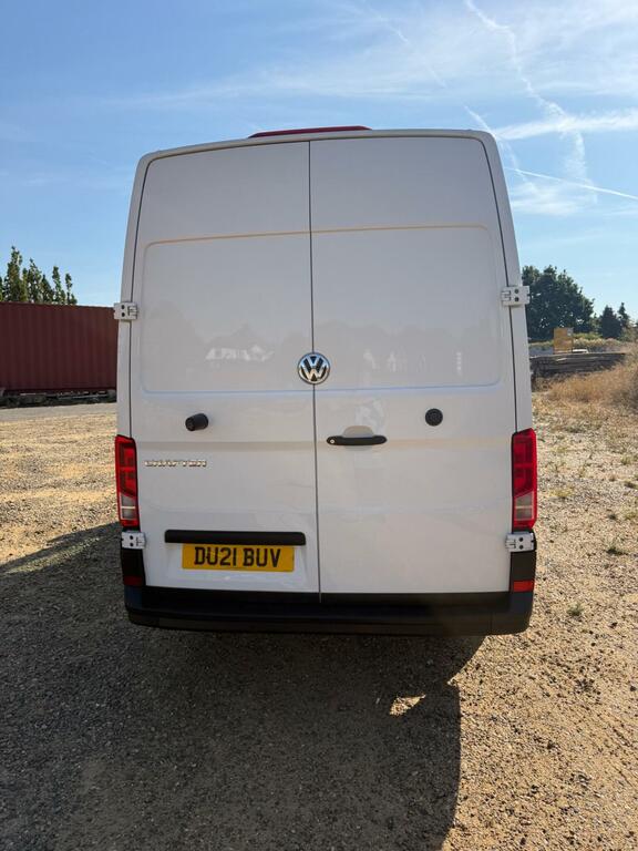 Volkswagen Crafter 2.0 Tdi Cr35 Trendline Fwd Mwb Euro 6 Ss White #4