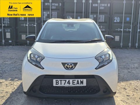Toyota Aygo X 1.0 Vvt-i Pure BT74EAW White #2