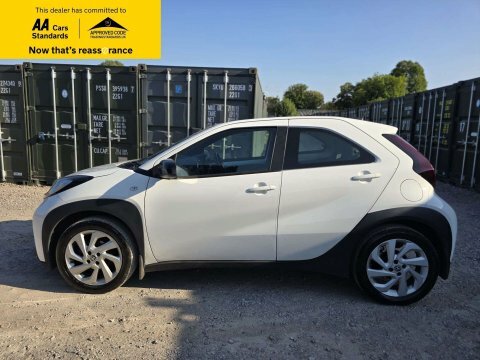 Toyota Aygo X 1.0 Vvt-i Pure BT74EAW White #4