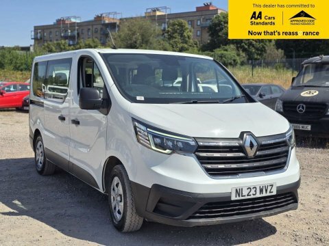 Renault Trafic 2.0 Dci Sl28 White
