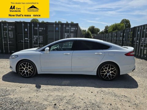 Ford Mondeo 2.0T Ecoboost Titanium White #4