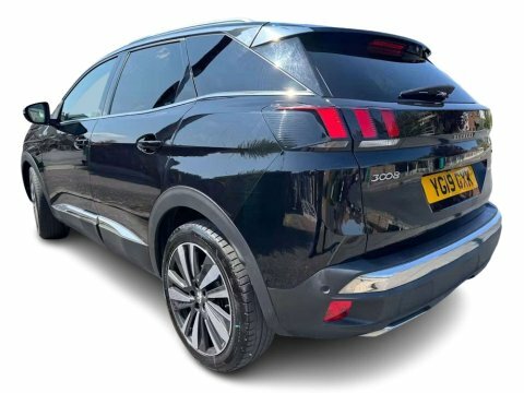 Peugeot 3008 1.5 Bluehdi Gt Black #4