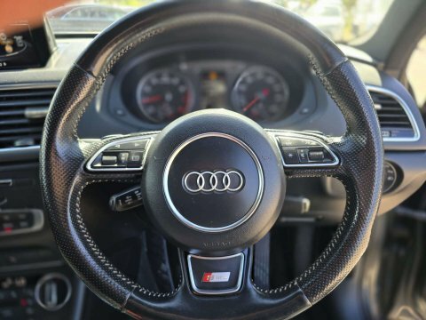 Audi Q3 2.0 Tdi 184 Quattro Black Edition S Tronic Red #23