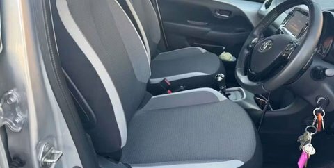 Toyota Aygo 1.0 Vvt-i X-play Silver #5