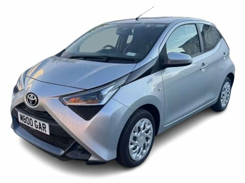 Toyota Aygo 1.0 Vvt-i X-play Silver #2