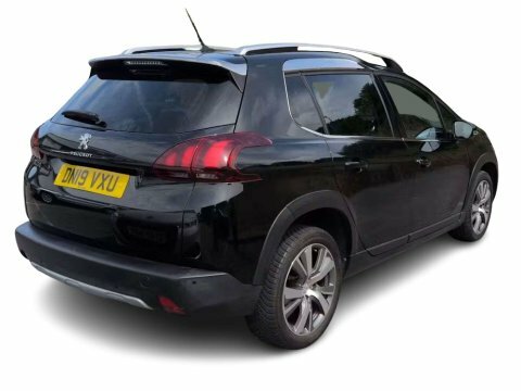 Peugeot 2008 1.2 Puretech Allure Black #3