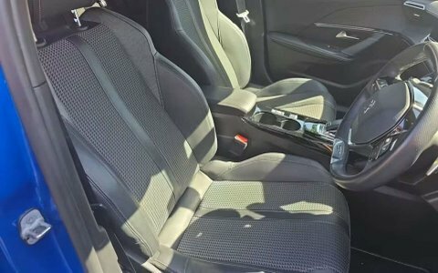 Peugeot 2008 1.2 Puretech Gt Blue #5